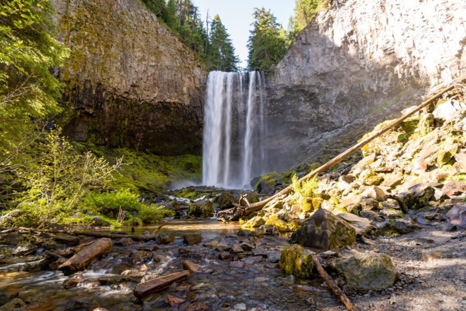 Tamanawas Falls Trail